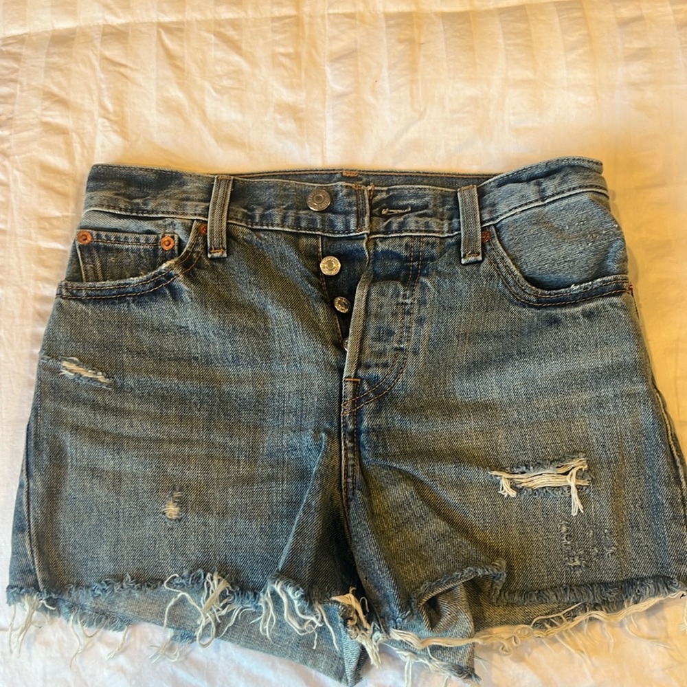 Levi jean shorts